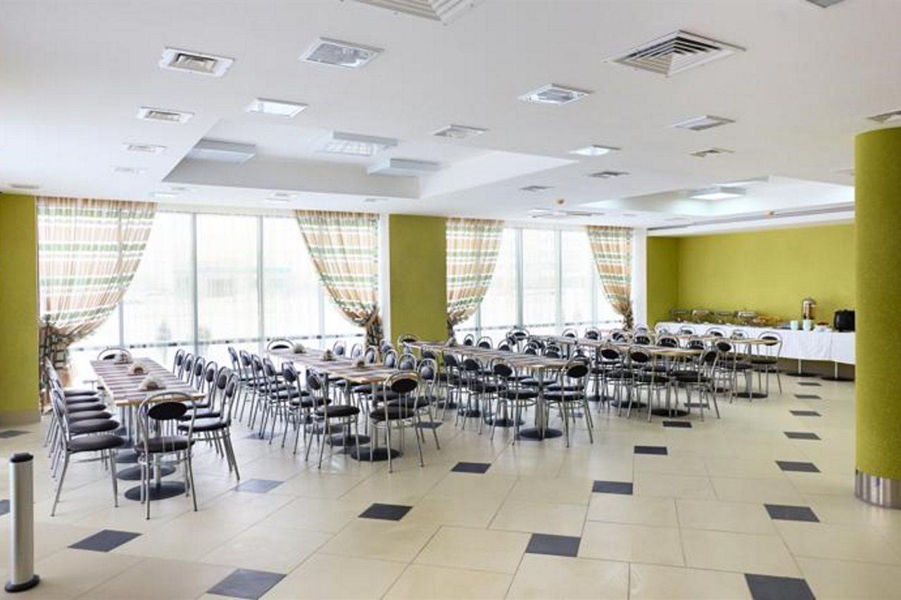 Sport Time Hotel Minsk Exterior foto