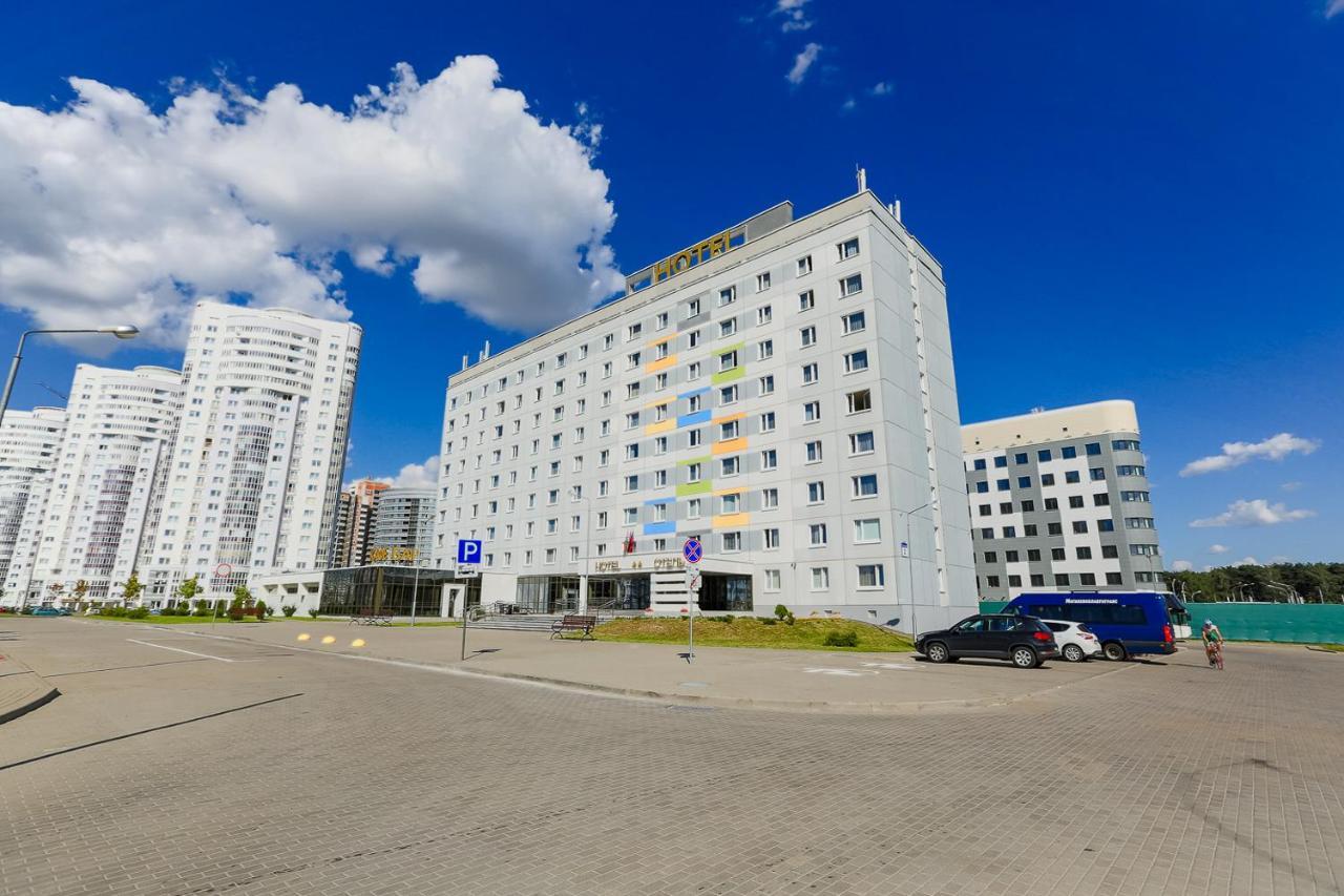 Sport Time Hotel Minsk Exterior foto