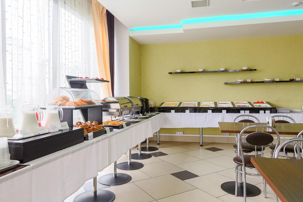 Sport Time Hotel Minsk Exterior foto